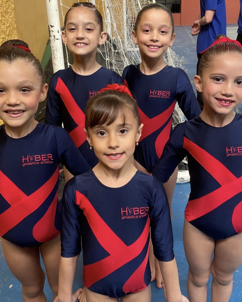 Turma mais nova da Hyber reunida em competição